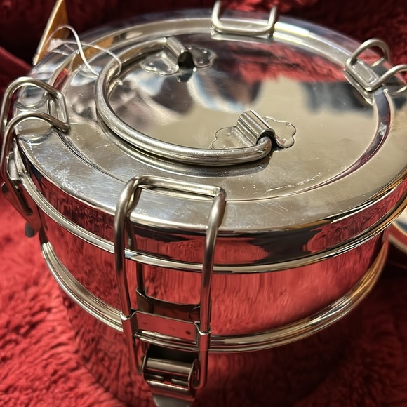 NWT To-Go Ware 2-Tier Stainless Steel Tiffin Lunch Box Plus Large Sidekick - Picture 8 of 8
